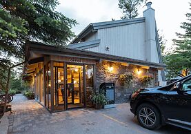 Tunnel Mountain Resort