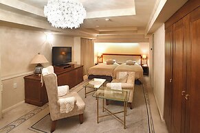 Bandai Silver Hotel