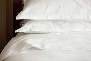 Sheraton Vancouver Airport Hotel