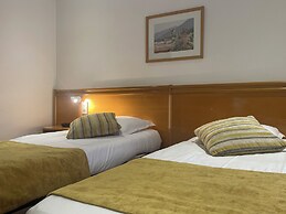 Hotel Busby