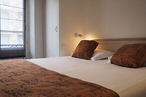 Hotel Busby