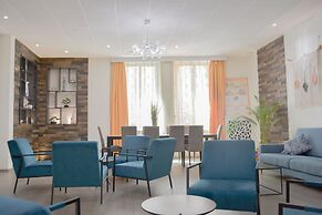 Hotel Busby