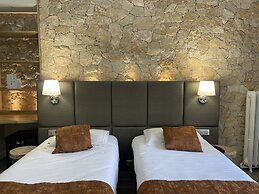 Hotel Busby