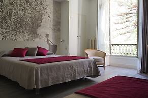 Hotel Busby