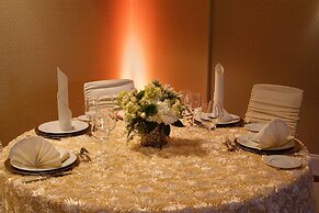 Holiday Inn Charlotte Airport by IHG