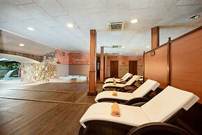 Rigat Park & Spa Hotel