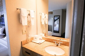 Days Inn by Wyndham Flint/Bishop International Airport
