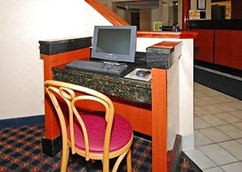 Days Inn by Wyndham Flint/Bishop International Airport