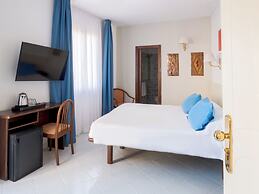 Cristina Hotel