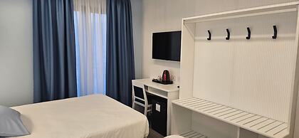 Cristina Hotel