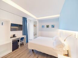 Cristina Hotel