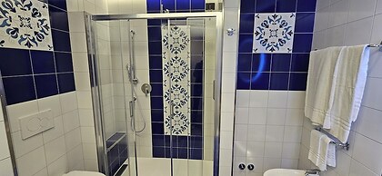Cristina Hotel
