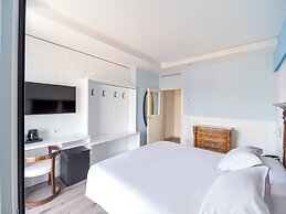 Cristina Hotel