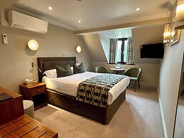 Stirrups Hotel