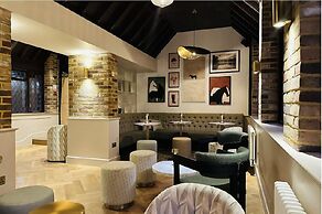 Stirrups Hotel