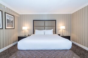 Sandman Signature Edmonton Downtown Hotel