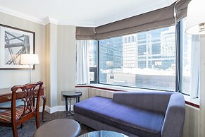 Sandman Signature Edmonton Downtown Hotel
