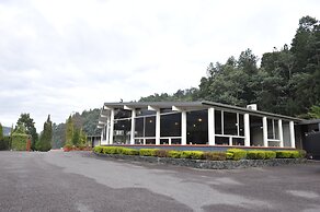 Silver Hills Motel