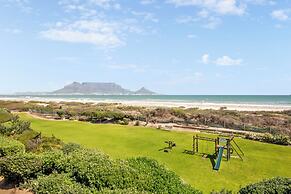 Dolphin Beach Hotel