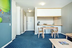 Dolphin Beach Hotel