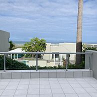Dolphin Beach Hotel