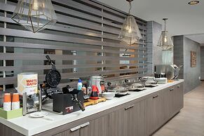 Hilton Garden Inn Miami Brickell South