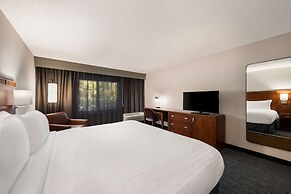Sonesta Select San Jose Airport