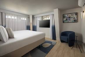 Crowne Plaza Paris Republique by IHG