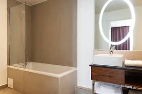 Crowne Plaza Paris Republique by IHG