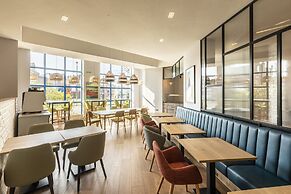 Holiday Inn London - Sutton by IHG