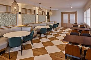 The Partridge Inn Augusta, Curio Collection by Hilton