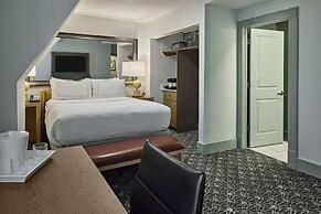 The Partridge Inn Augusta, Curio Collection by Hilton