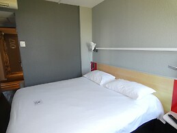 Hôtel ibis Saintes