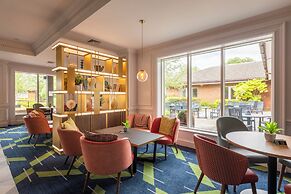 Holiday Inn Guildford by IHG