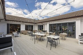 Holiday Inn Guildford by IHG