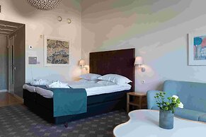 Elite Hotel Marina Plaza
