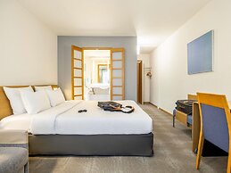 Novotel Brussels Airport