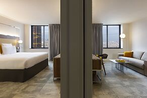 Pullman Paris Montparnasse Hotel