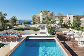 Carlton Cannes, a Regent Hotel