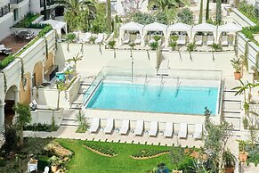 Carlton Cannes, a Regent Hotel
