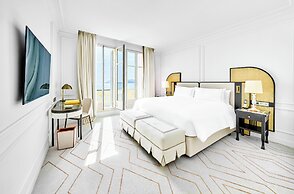 Carlton Cannes, a Regent Hotel