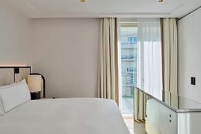 Carlton Cannes, a Regent Hotel