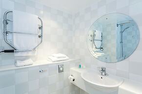 Holiday Inn Cambridge by IHG
