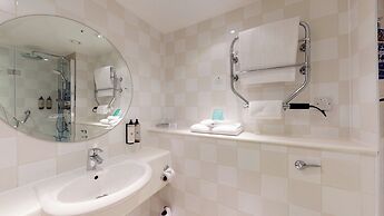 Holiday Inn Cambridge by IHG