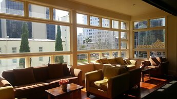 Kiwi International Hotel