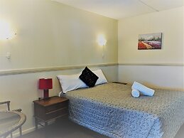 Miners Lodge Motor Inn