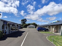 Aztec Motel