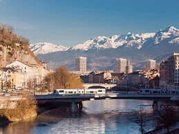 Ibis Grenoble Centre Bastille