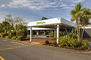 Holiday Inn Reading South M4 Jct11 by IHG