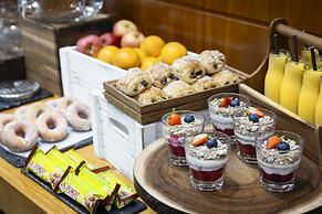 Holiday Inn Reading South M4 Jct11 by IHG